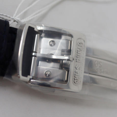 5be2600cef843f28e5000132