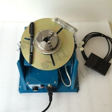 5cd1003ad211bf7a1a84f1e0
