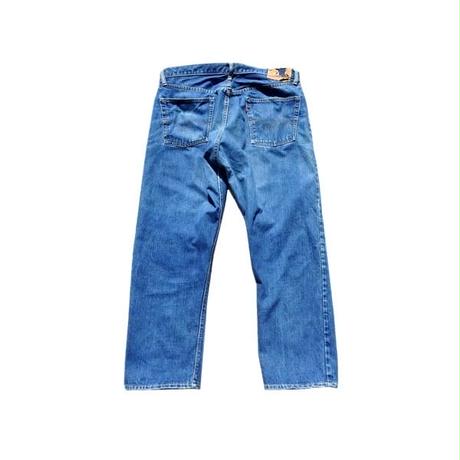 5cb9790b686ee215dff1041c