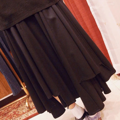 5b9b53095f78667fcc0009b2