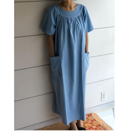 スモックワンピース Stores スモックワンピース Stores