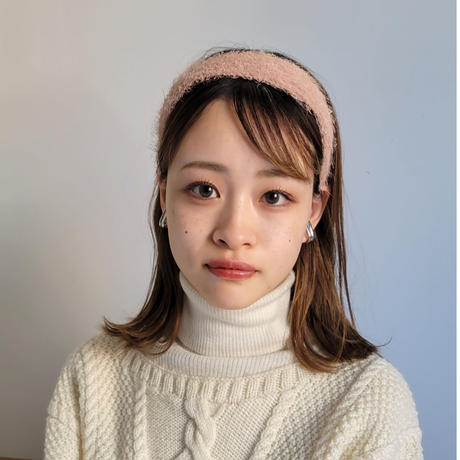 韓国ヘアアクセサリー Stores
