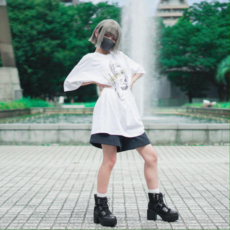 5f12586113a48b5ee5b01d22