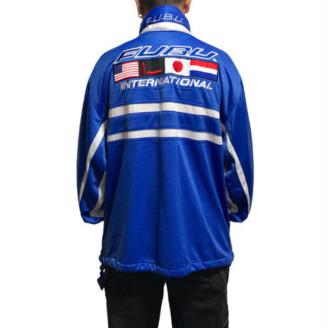 5b152353ef843f3ab10003f5
