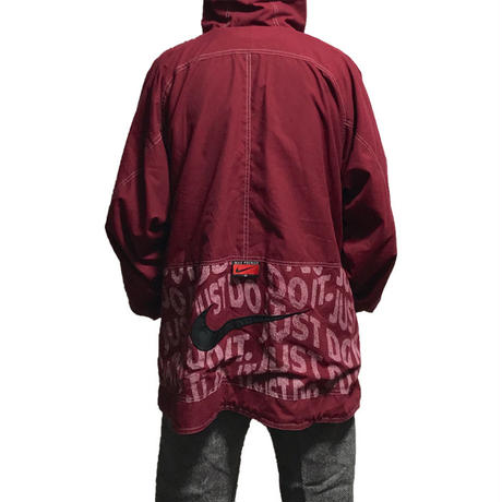 5bd8615950bbc30d960002a2