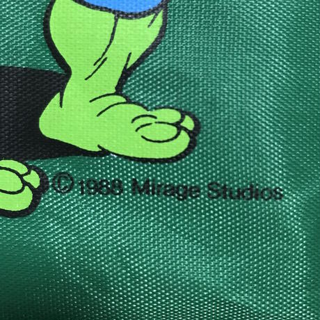 5c334c10c49cf37a11b0b489