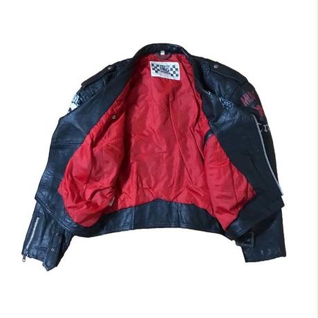 59d505fbf22a5b117c00057d