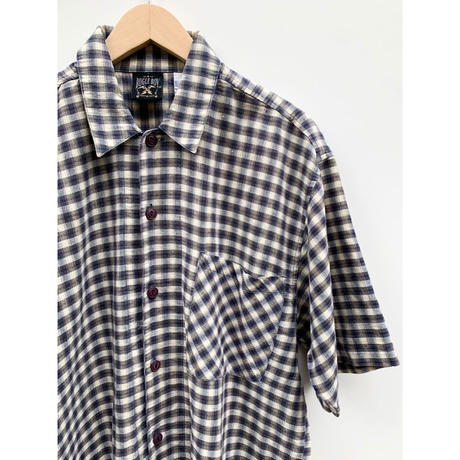 シャドーチェック | STORES