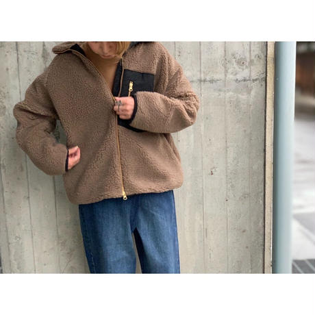 5d9c322d9658031675ce27ee