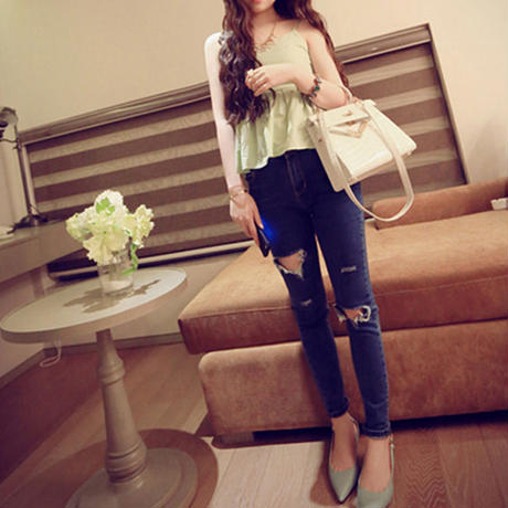 56ec63ce3bcba93d050028fe