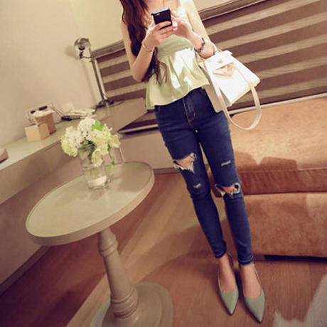 56ec63ce3bcba93d050028fe