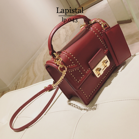 5a71745aed05e66c40000443