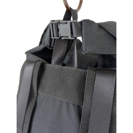 WONDER BAGGAGE(ワンダーバゲージ)ACTIVATE ROLLTOP BACKPACK