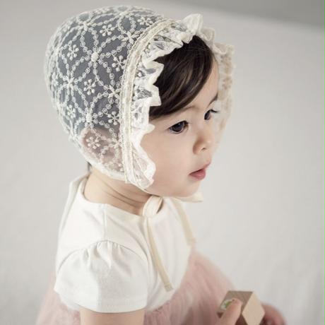 5ad9a4d95496ff05640009a3