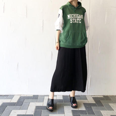 5b2118735496ff17b500187f