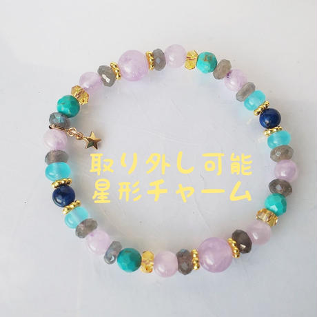 5bfb8edcc49cf335a30002ab