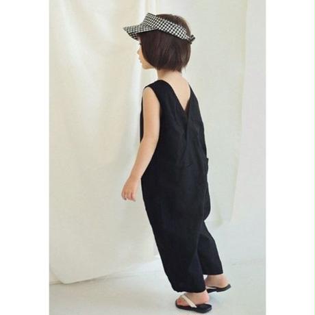 5b3075a550bbc37a7700030e