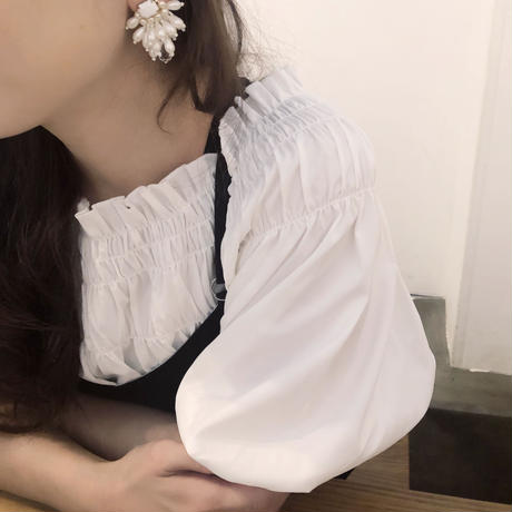5cef7766d211bf40f7ef041b