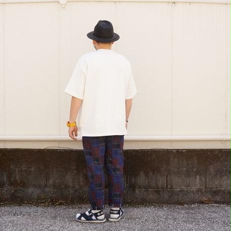 5b8772975496ff5e5d000efa