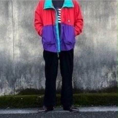 5c0895e4c49cf3316cb3b3db