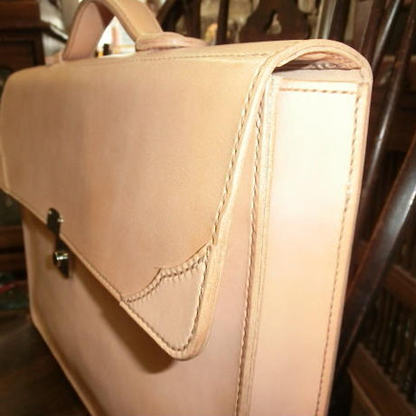 5952edc3f22a5b0723004faf