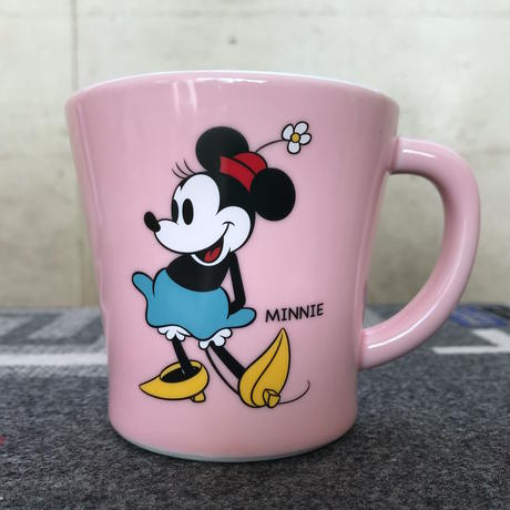 5ae42847ef843f2544000c22