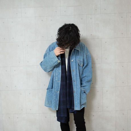 5c385b3a27b44e7f58d786bb