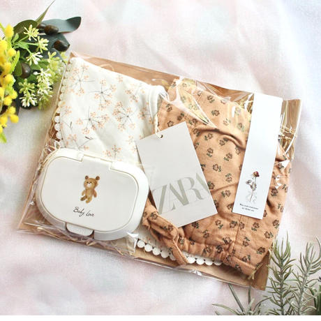 おしゃれな出産祝い Stores