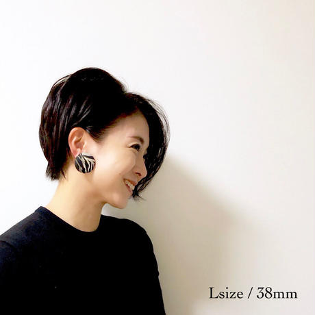 5bfb7308c49cf3509100008d