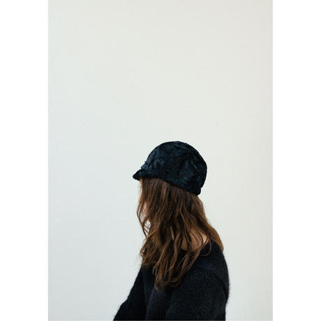 5bf62a7d68702461f700018e