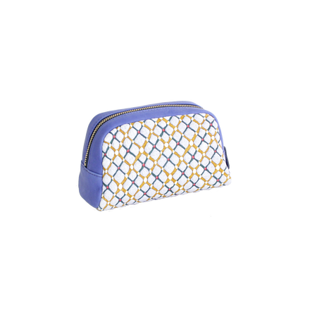 5af51c88122a7d0256001f14