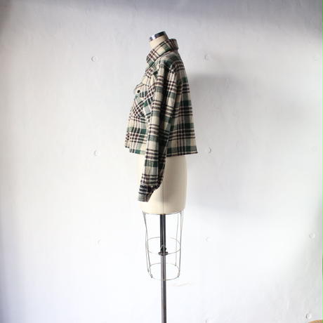 5c33175cc49cf3701fb0b070