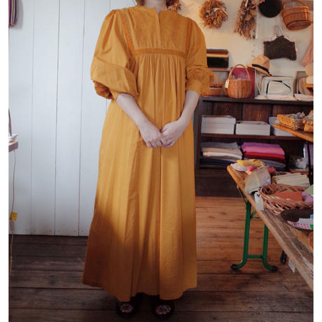 カフタンワンピース Stores