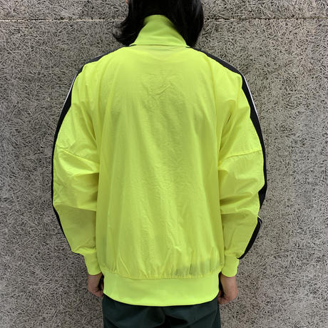 5c289182c3976c420c4e877a