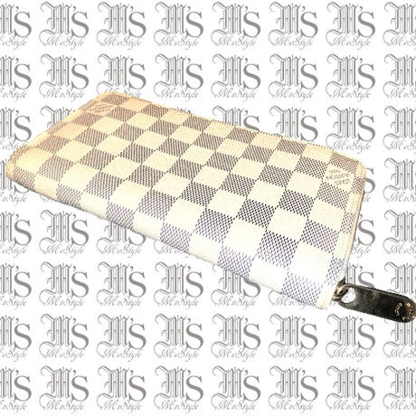 5d24f11a66d86c4ad92a2920