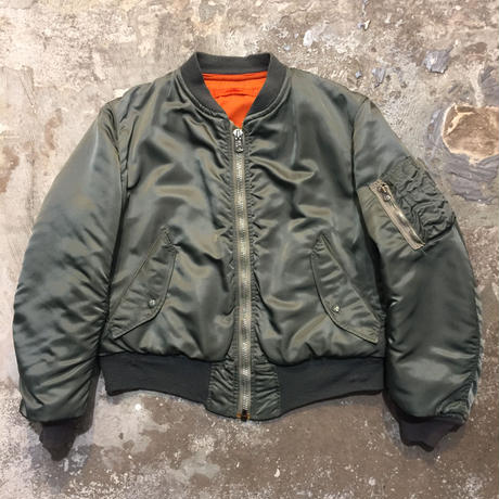 5bfa61a87cd3614ebb00027c
