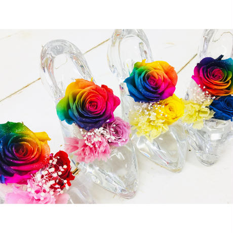5cb81b06d211bf51bcd2bcfd