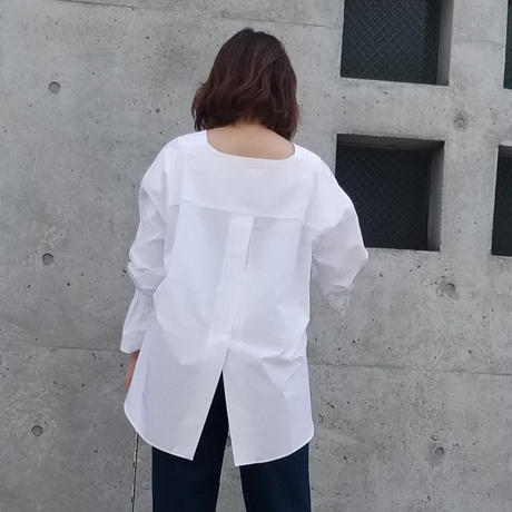 5d9948ab220e754b0eaba19e
