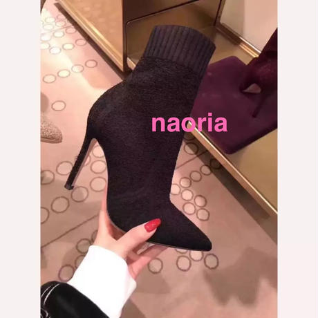 5c3704d12a28627ce3d03c2d