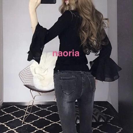 5ab7b610122a7d2da100cb70