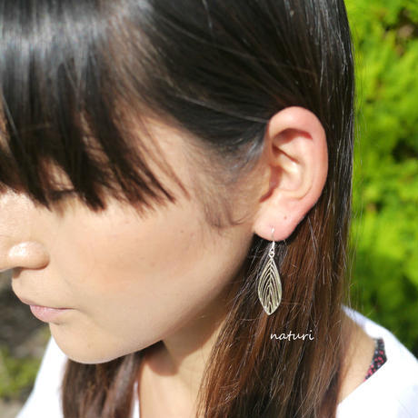 57b975f200d3316c5a0042f1