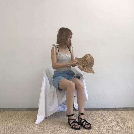 5b0560c65496ff7aa1000675