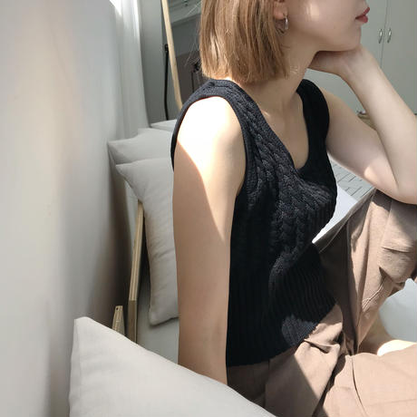 5af45280122a7d18580005f2