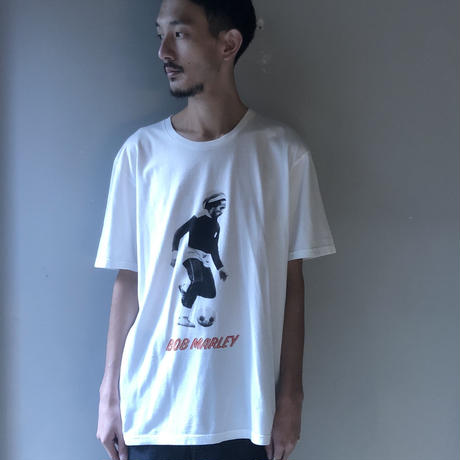 5bf7d8187cd36179c7000173