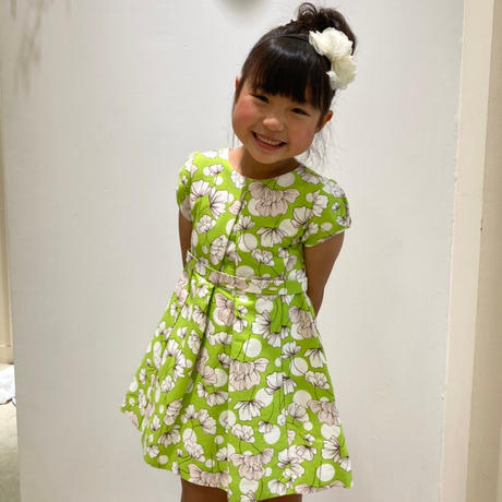 レトロワンピ Stores