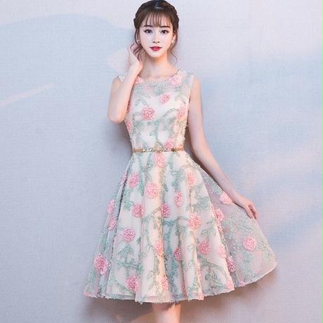 5aa149d4122a7d12c3000db0