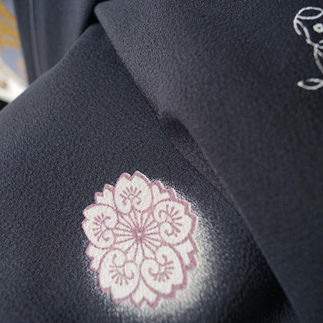 5bee80d050bbc309d40005be