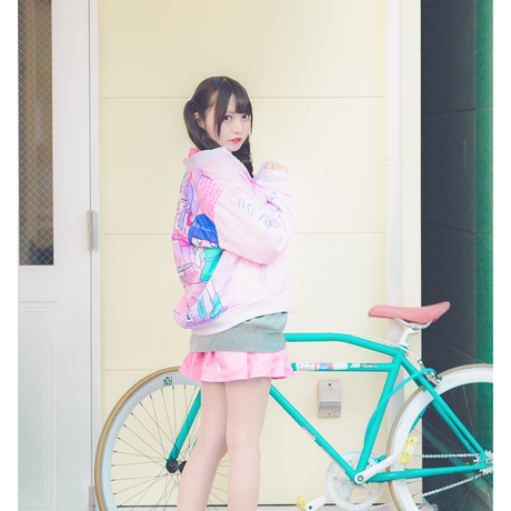 5c4172d827b44e1b6e5bc97d