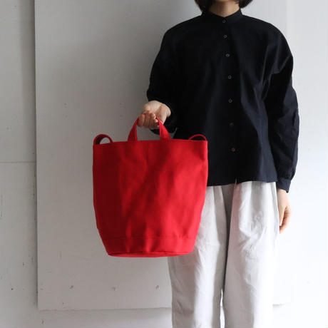 5bfb79472a28624ea90000f3