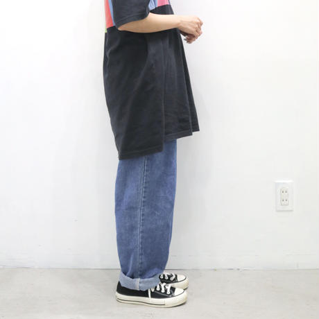 5d5657b9687462318d6fb59f
